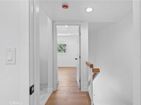 9019 Cedros Avenue 2, Panorama City CA 91402