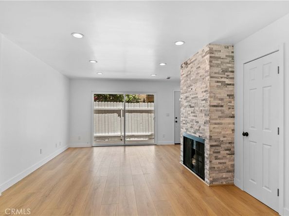 9019 Cedros Avenue 2, Panorama City CA 91402