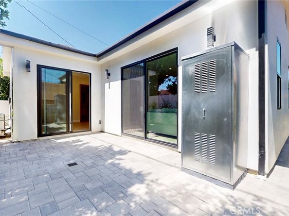 421 N Catalina Street, Burbank CA 91505