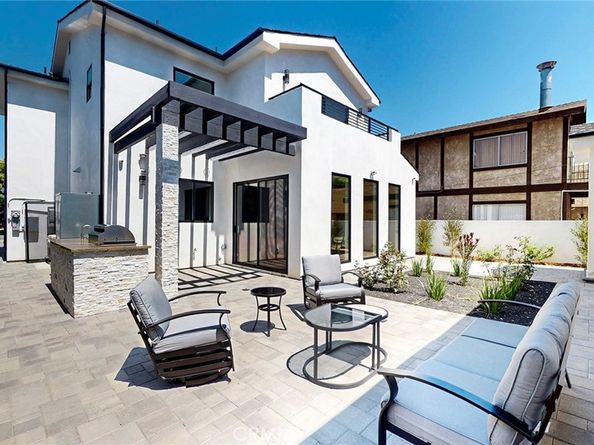 421 N Catalina Street, Burbank CA 91505