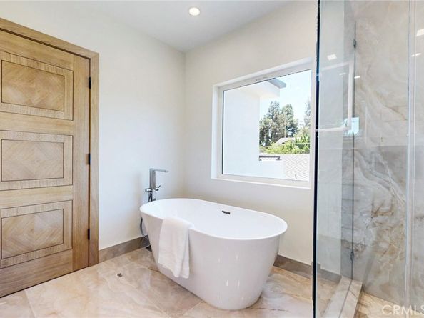 421 N Catalina Street, Burbank CA 91505