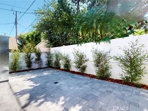 421 N Catalina Street, Burbank CA 91505