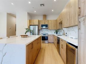 421 N Catalina Street, Burbank CA 91505