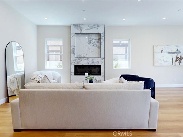 421 N Catalina Street, Burbank CA 91505