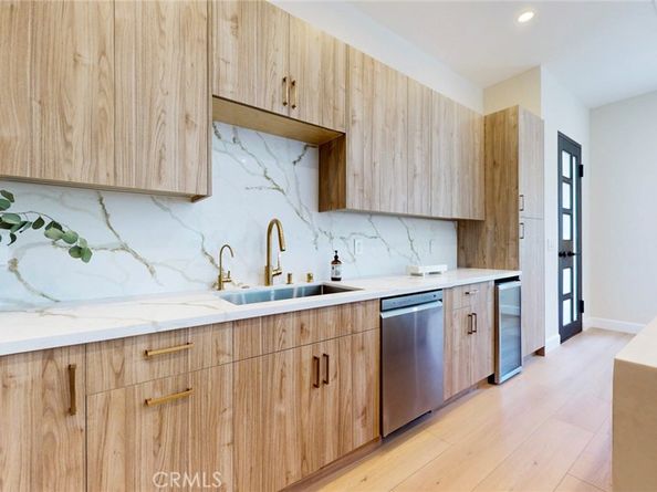 421 N Catalina Street, Burbank CA 91505