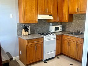 2121 James M Wood Boulevard 121, Los Angeles CA 90006