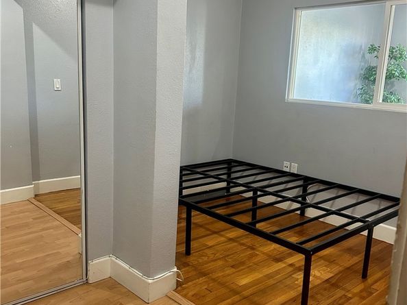 2121 James M Wood Boulevard 121, Los Angeles CA 90006