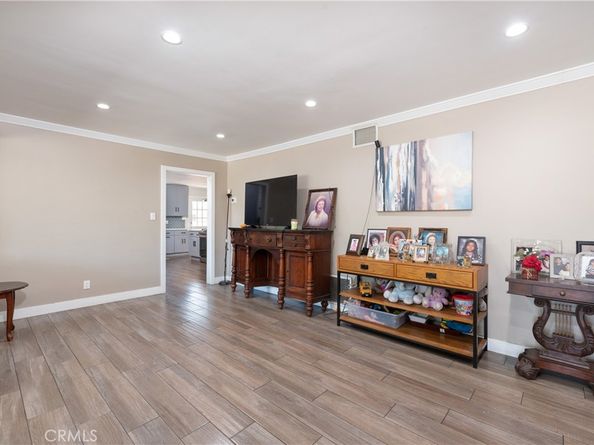 9205 Haddon Avenue, Sun Valley CA 91352