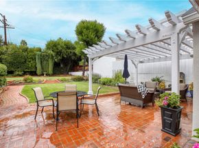 1617 Irving Avenue, Glendale CA 91201