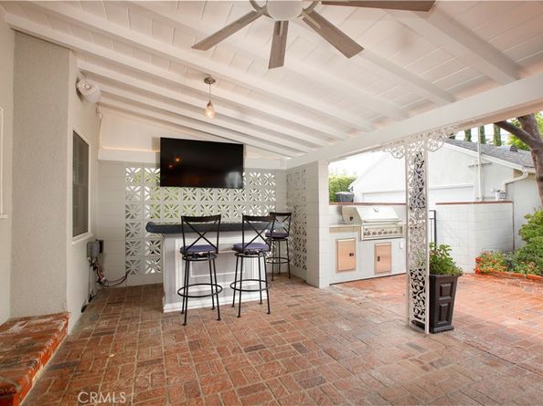 1617 Irving Avenue, Glendale CA 91201
