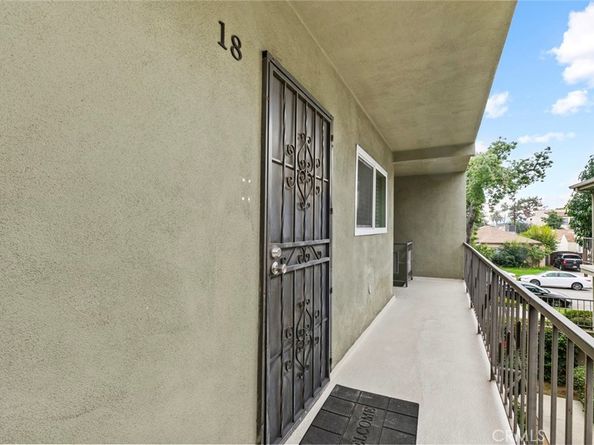 587 South St 18, Glendale CA 91202