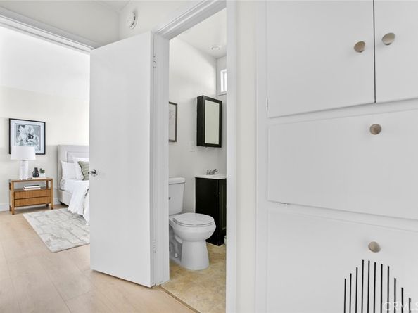 587 South St 18, Glendale CA 91202