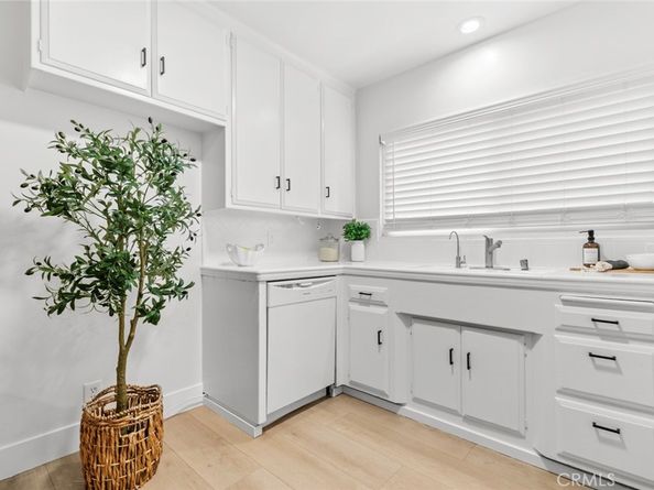 587 South St 18, Glendale CA 91202