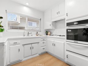 587 South St 18, Glendale CA 91202