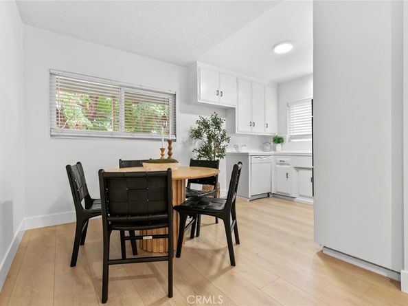 587 South St 18, Glendale CA 91202