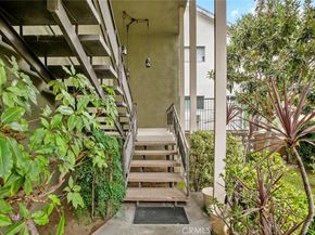 587 South St 18, Glendale CA 91202