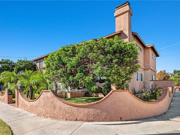 13001 Debby Street, Valley Glen CA 91401