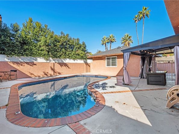 13001 Debby Street, Valley Glen CA 91401