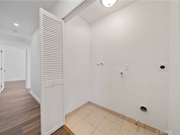 12411 Osborne Street 106, Pacoima CA 91331