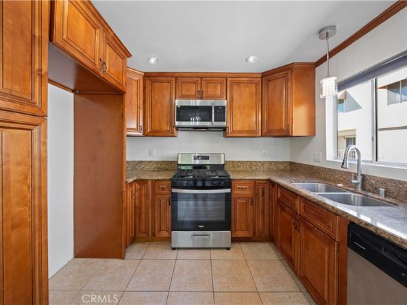 12411 Osborne Street 106, Pacoima CA 91331