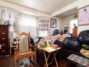 2006 W 12th Street, Los Angeles CA 90006