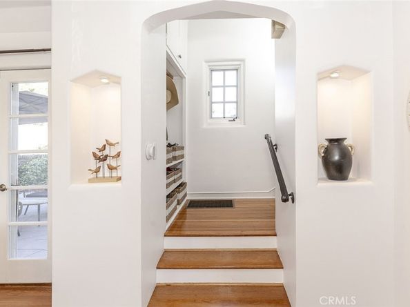 1640 Ard Eevin Avenue, Glendale CA 91202
