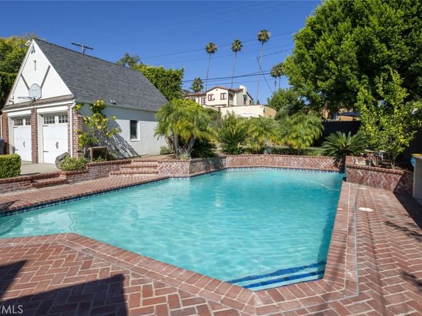 1640 Ard Eevin Avenue, Glendale CA 91202
