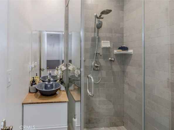 1640 Ard Eevin Avenue, Glendale CA 91202