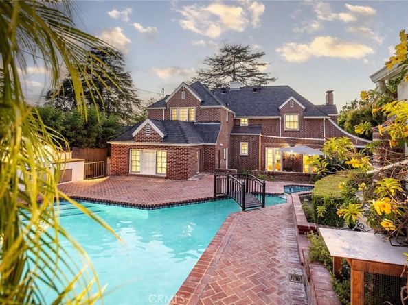 1640 Ard Eevin Avenue, Glendale CA 91202