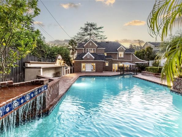 1640 Ard Eevin Avenue, Glendale CA 91202
