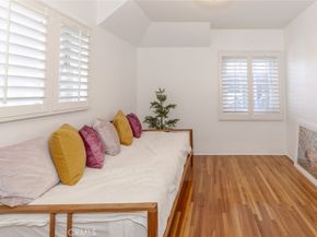 1640 Ard Eevin Avenue, Glendale CA 91202