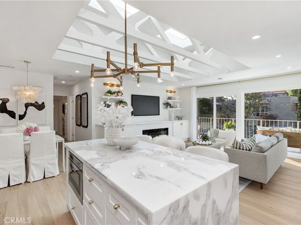 2070 Via Mariposa E N, Laguna Woods CA 92637