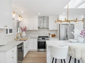 2070 Via Mariposa E N, Laguna Woods CA 92637