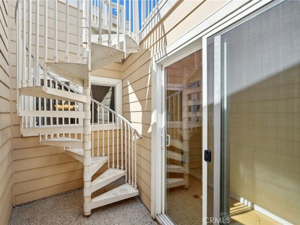 7412 Denrock Avenue, Los Angeles CA 90045