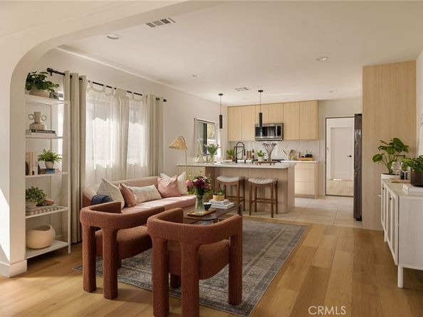 5417 Stratford, Los Angeles CA 90042