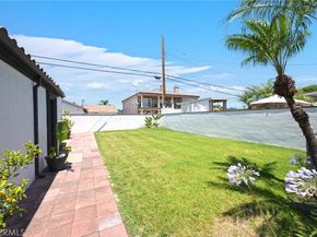 9457 Gotham, Downey CA 90241