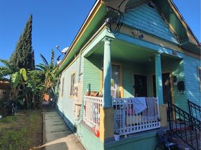 1757 S New England, Los Angeles CA 90006