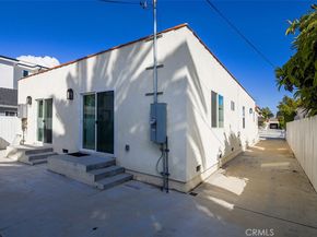 2131 2133 S Cloverdale, Los Angeles CA 90016