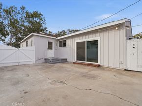 2917 Del Amo Boulevard, Lakewood CA 90712