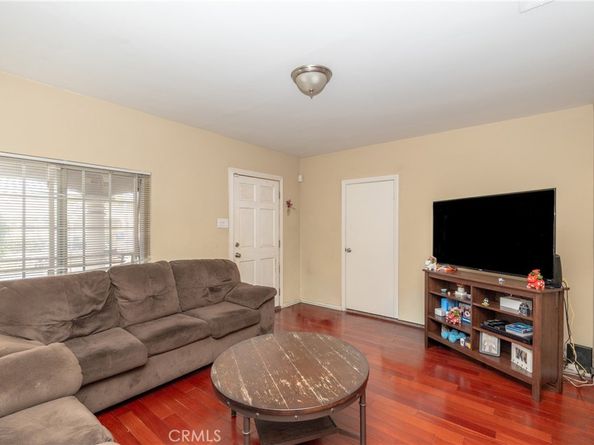 3960 Brighton, Los Angeles CA 90062