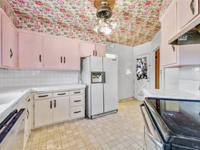 3570 Lombardy Road, Pasadena CA 91107