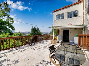 142 Stockbridge, Alhambra CA 91801