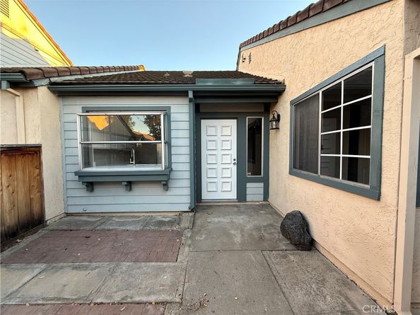 2421 Hawthorn, Escondido CA 92027