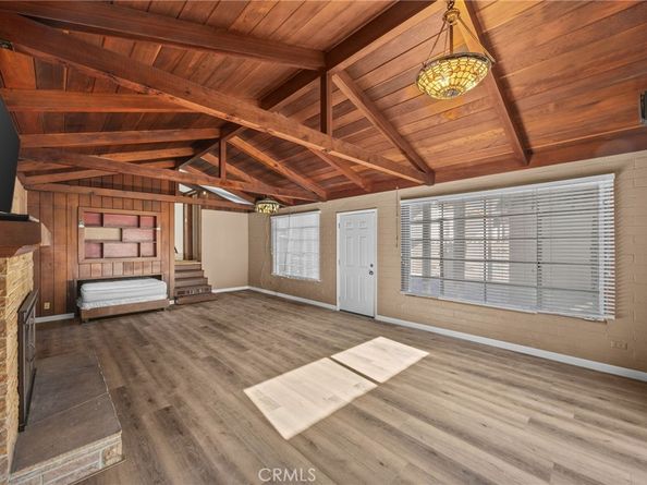 122 E Rosewood Court, Ontario CA 91764