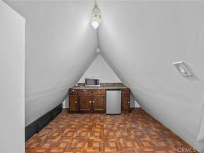 122 E Rosewood Court, Ontario CA 91764