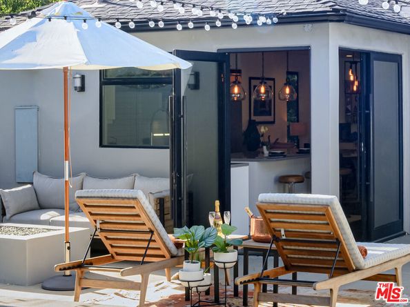 7528 Flight Avenue, Los Angeles CA 90045