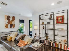 7528 Flight Avenue, Los Angeles CA 90045