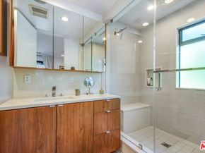 7528 Flight Avenue, Los Angeles CA 90045