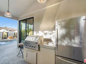 7528 Flight Avenue, Los Angeles CA 90045