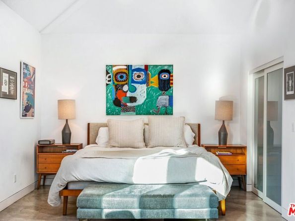 7528 Flight Avenue, Los Angeles CA 90045
